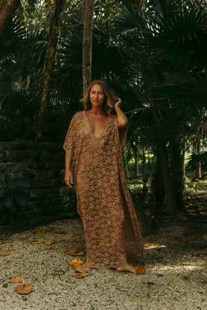 Lace Kaftan Dress | MÉRIDA