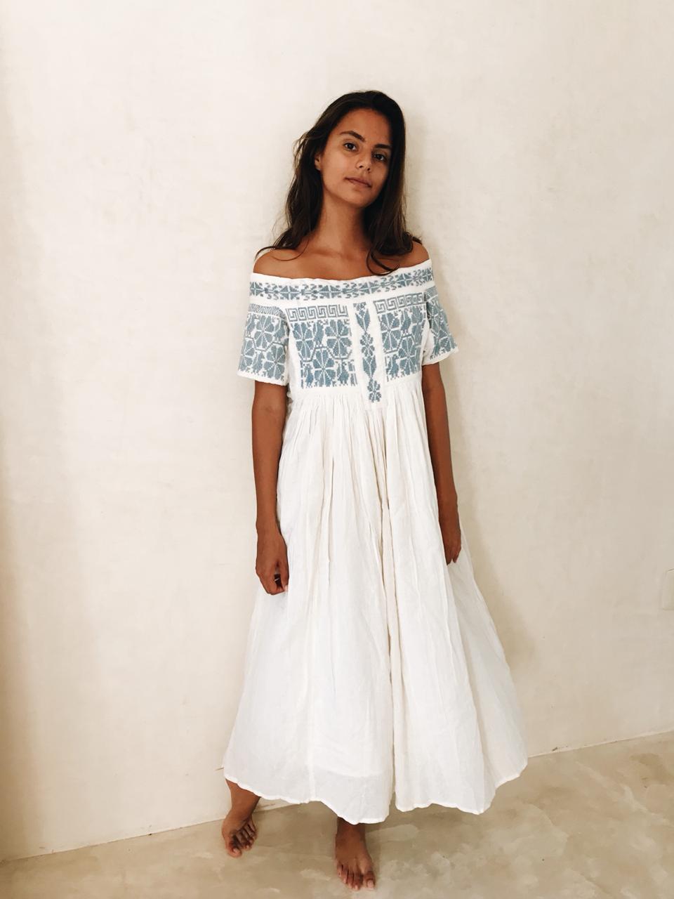 Oaxaca embroidered dress - Wanderlustulum Oaxaca embroidered dress - Wanderlustulum