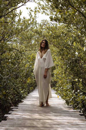 Boho chic, handmade cotton tunic kaftan. Light, loose, and 100% crafted in Tulum, relaxed luxury. Soft natural cotton fabric, Tulum clothing, Tulum kaftan, Tulum linen tunic, Beach kaftan, Beach cotton caftan, Beach maxi dress.